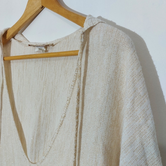 Younique Wide Sleeve Pullover Poncho Sweater small - Picture 2 of 11